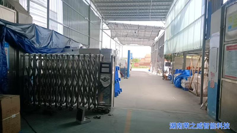 电动伸缩门施工-长沙望城电动门案例-湖南荣之威